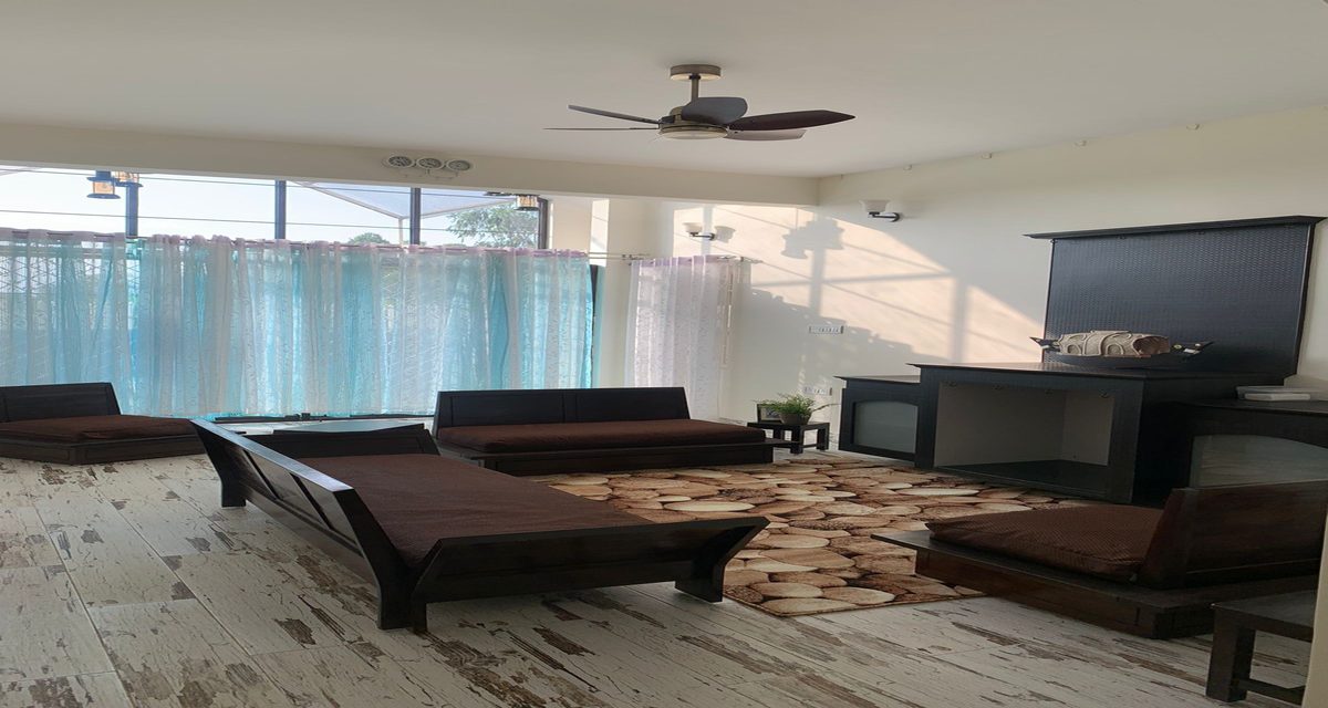 Anekal Villa - Beach Themed Living Room